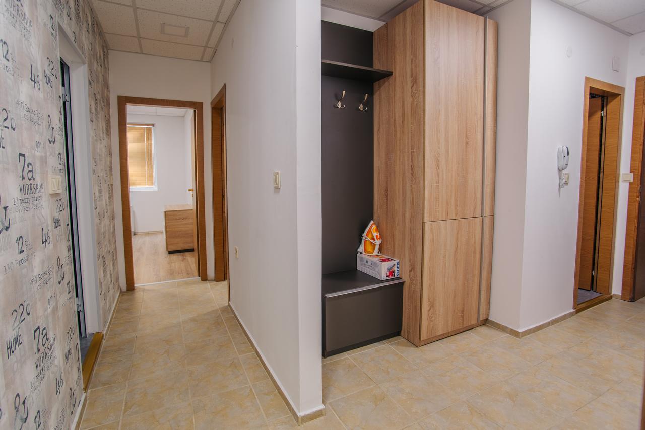 Pansion Storgozia Aparthotel Pleven Ngoại thất bức ảnh