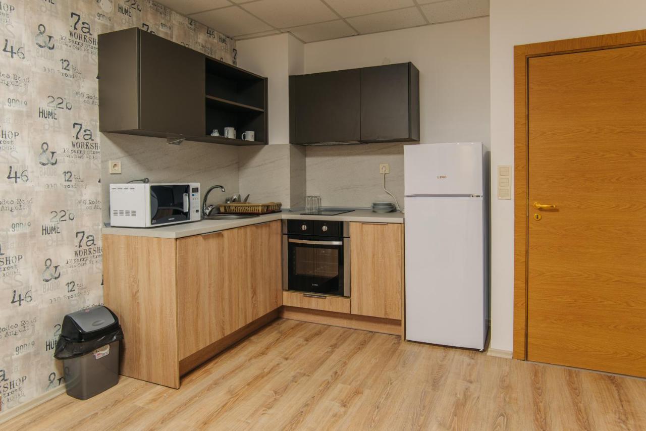 Pansion Storgozia Aparthotel Pleven Ngoại thất bức ảnh